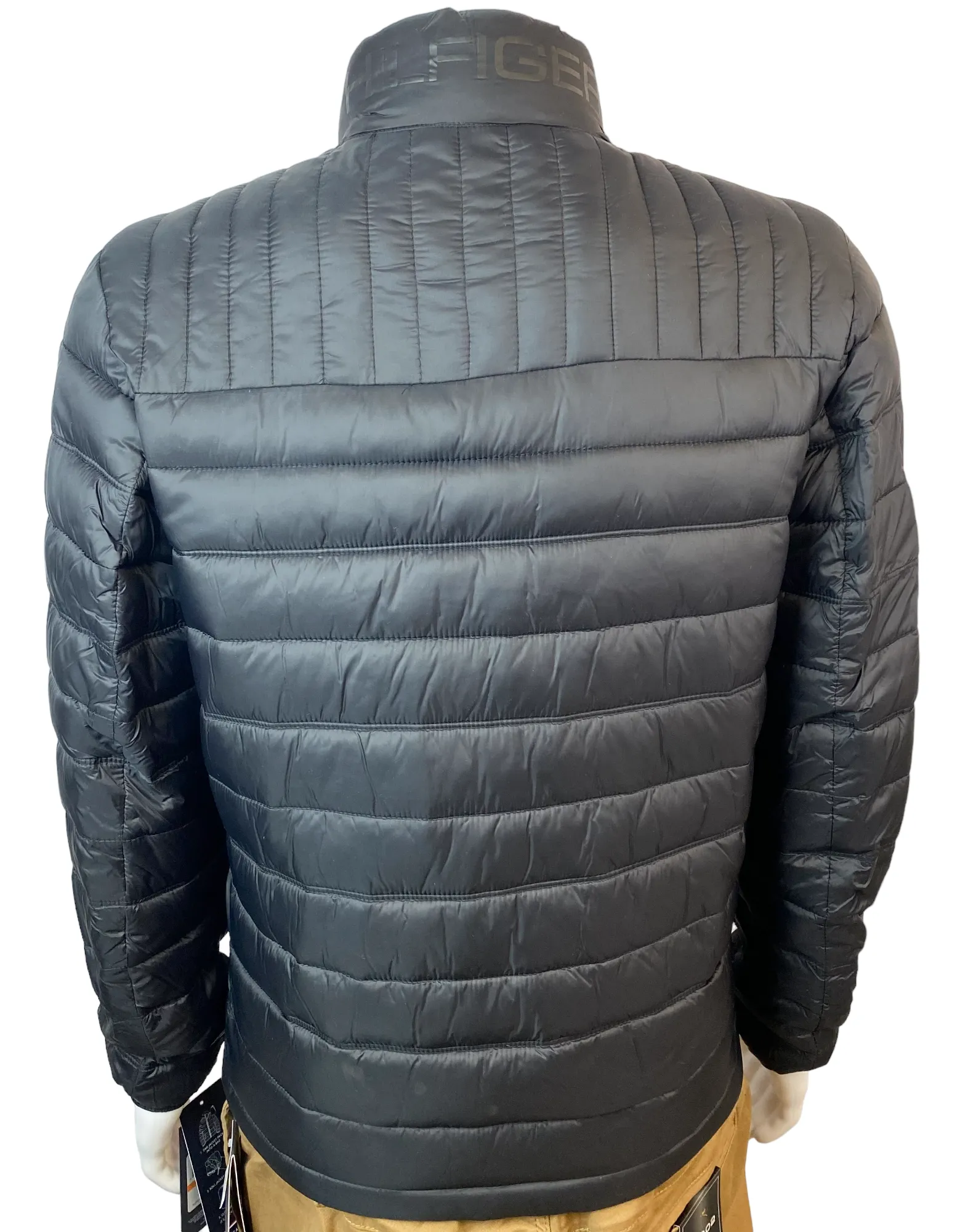 Tommy Hilfiger Mens Quilted Nylon Packable Winter Jacket - 150AN796